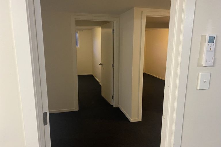 Photo of property in 318 West Coast Road, Glen Eden, Auckland, 0602