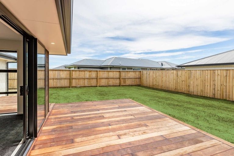 Photo of property in 32 Raptor Street, Rolleston, 7615
