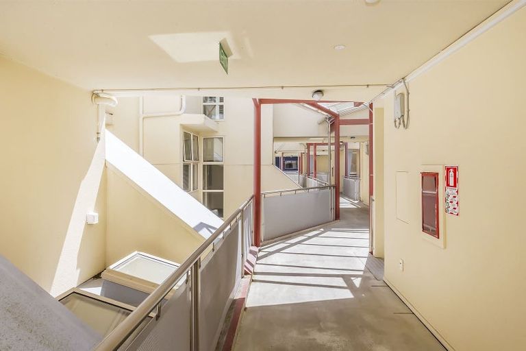 Photo of property in Sirocco Apartments, 611/8 Church Street, Wellington Central, Wellington, 6011
