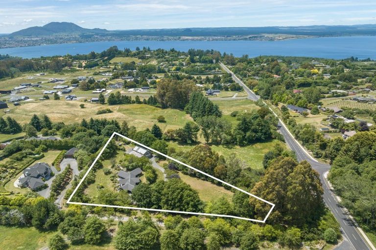 Photo of property in 208 Mapara Road, Acacia Bay, Taupo, 3385