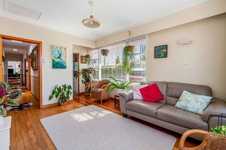 Photo of property in 11 Williams Street, Tauranga, 3110
