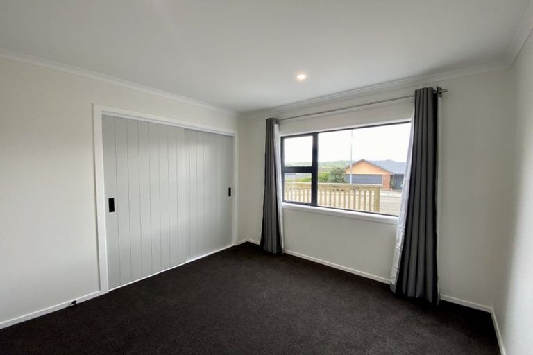 Photo of property in 13 Saint Vincent Terrace, Grenada Village, Wellington, 6037