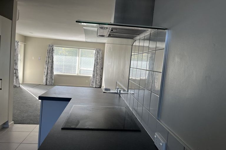 Photo of property in 3/69 Champion Street, Edgeware, Christchurch, 8013
