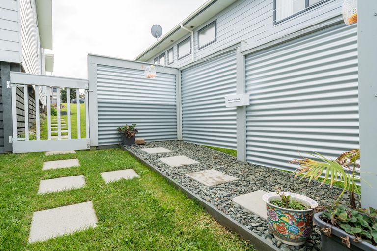 Photo of property in 15 Weka Street, Mangawhai, 0505