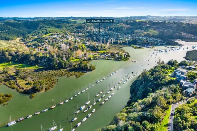 Photo of property in 45 Stillwater Crescent, Stillwater, Silverdale, 0993