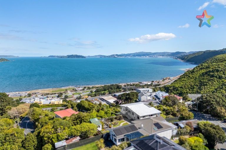 Photo of property in 46 Korokoro Road, Korokoro, Lower Hutt, 5012