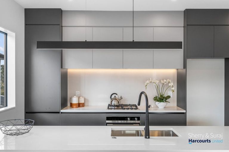 Photo of property in 71 Tributary Parade, Karaka, Papakura, 2113