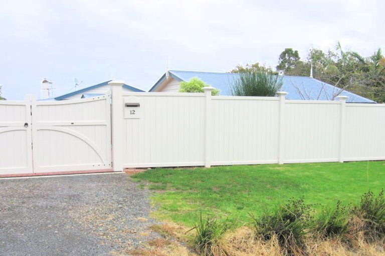 Photo of property in 12 Rame Road, Greenhithe, Auckland, 0632