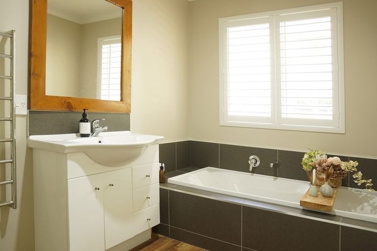 Photo of property in 15 Ormandy Court, Amberley, 7410