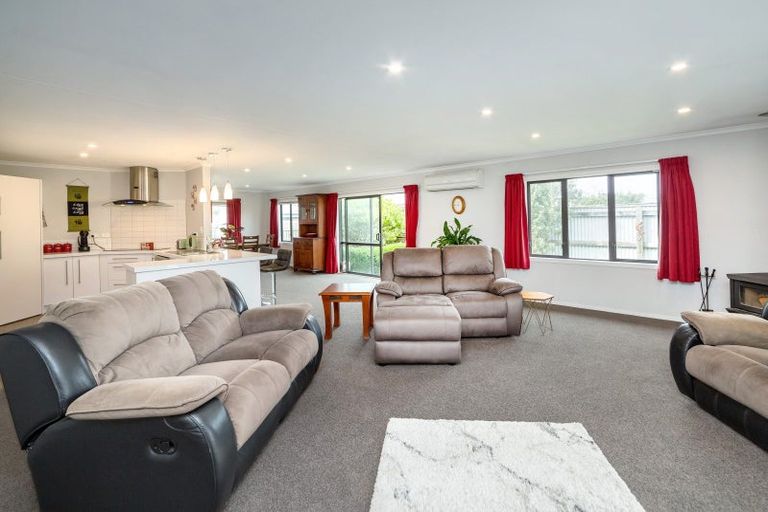 Photo of property in 41c Costley Street, Carterton, 5713