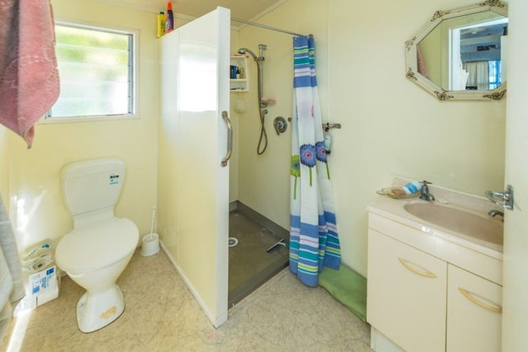 Photo of property in 2 Glasgow Street, Takaro, Palmerston North, 4412