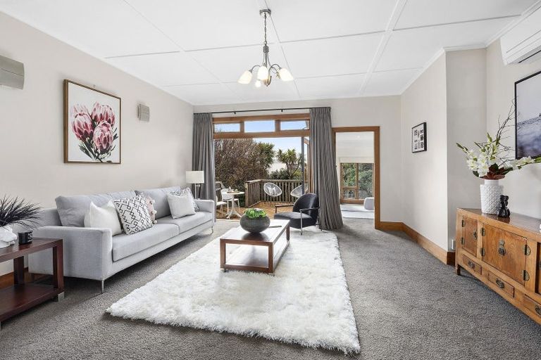 Photo of property in 25 Pinnacle Street, Seatoun, Wellington, 6022