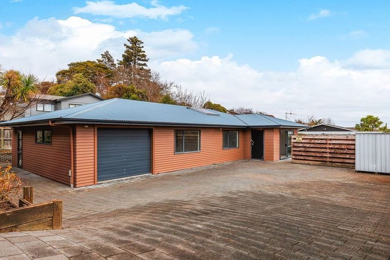 Photo of property in 31 Puriri Street, Hilltop, Taupo, 3330