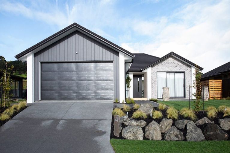 Photo of property in 4 Urumaraki Avenue, Helensville, 0800