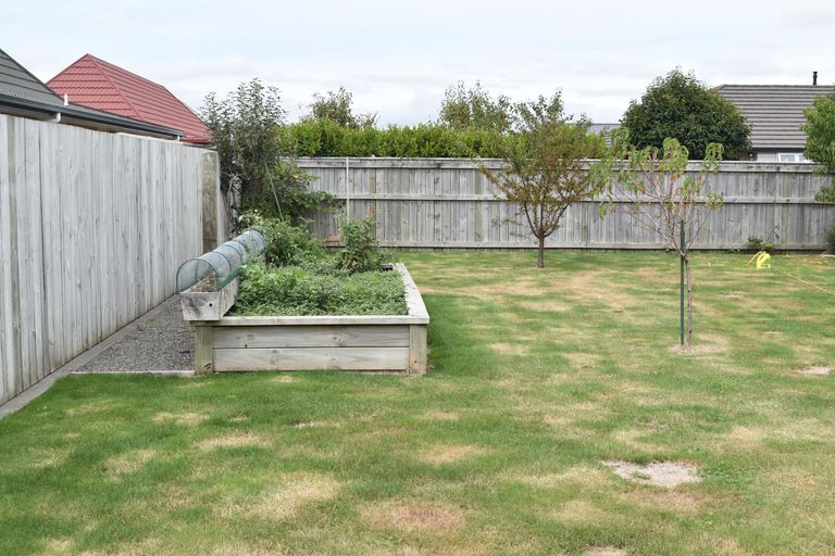 Photo of property in 57 Armstrong Avenue, Carterton, 5713