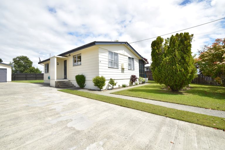 Photo of property in 30 Omahau Crescent, Twizel, 7901