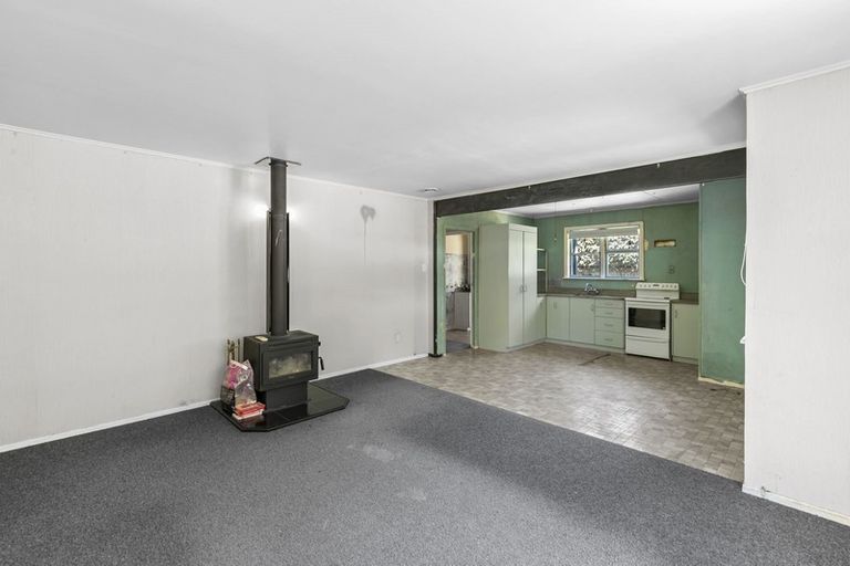 Photo of property in 19 Sunny Grove, Wainuiomata, Lower Hutt, 5014