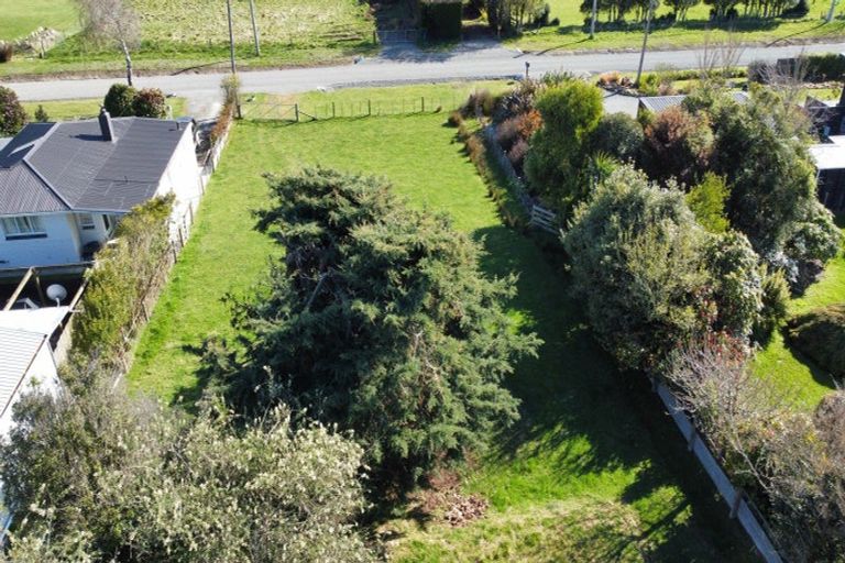 Photo of property in 27 Newcastle Street, Hampden, 9410