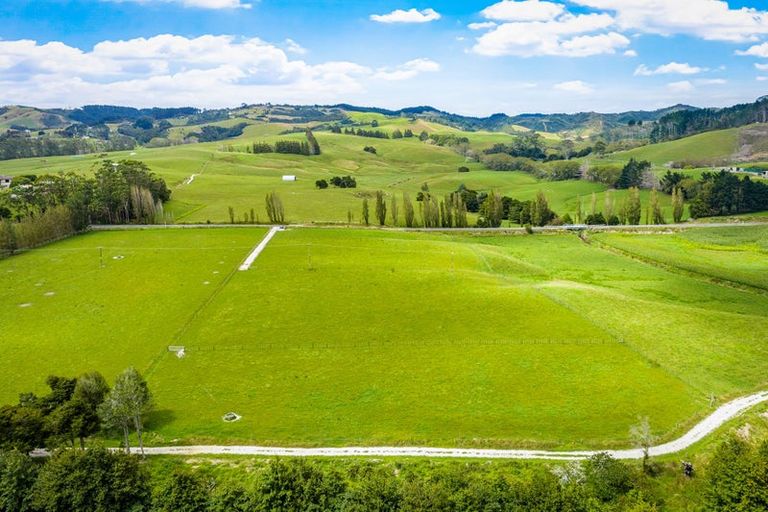 Photo of property in 331 West Coast Road, Makarau, Warkworth, 0981