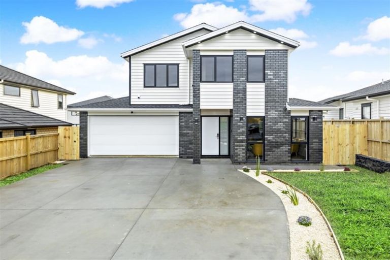 Photo of property in 7 Te Aramanu Crescent, Papakura, 2110