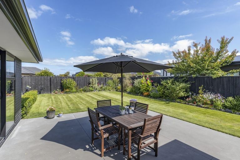 Photo of property in 14 Awarua Road, Pegasus, 7612