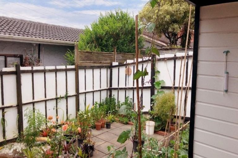 Photo of property in 4/36 Koromiko Street, New Lynn, Auckland, 0600