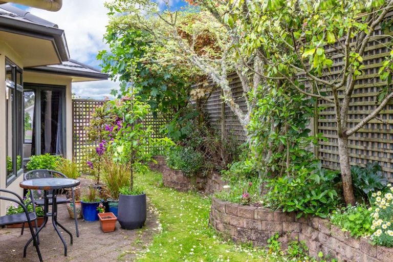 Photo of property in 17 Robinson Terrace, Rangatira Park, Taupo, 3330