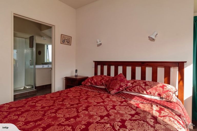 Photo of property in 495 Lawn Road, Clive, Hastings, 4180