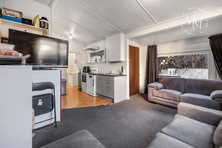 Photo of property in 116 Gore Place, North Dunedin, Dunedin, 9016