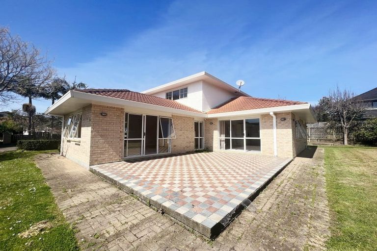 Photo of property in 16 Keppoch Court, Dannemora, Auckland, 2016