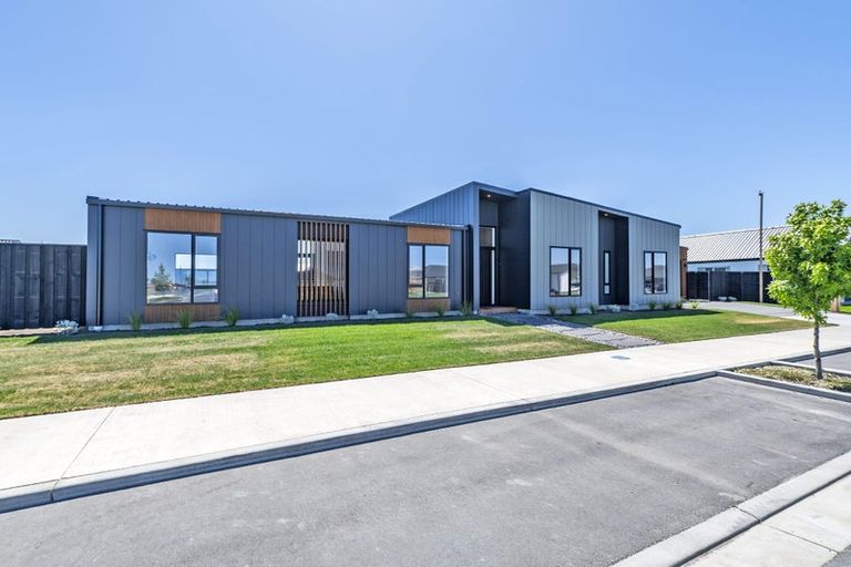 Photo of property in 12 Steggall Road, Rangiora, 7400