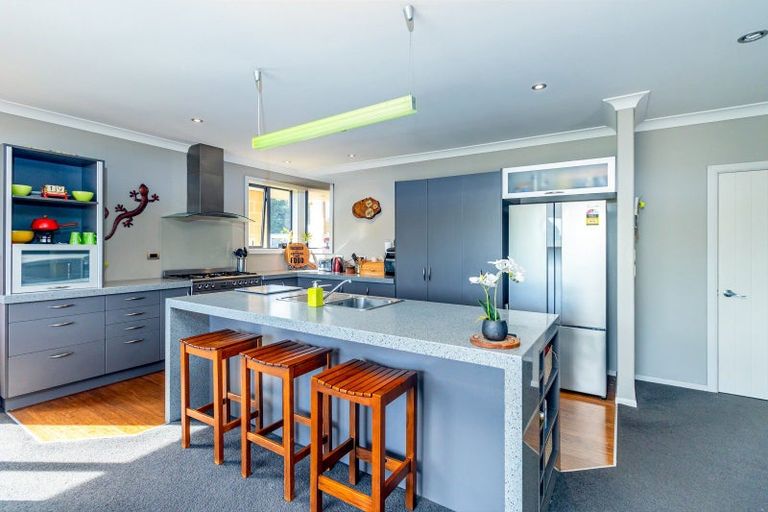 Photo of property in 492 Falvey Road, Levels, Timaru, 7975