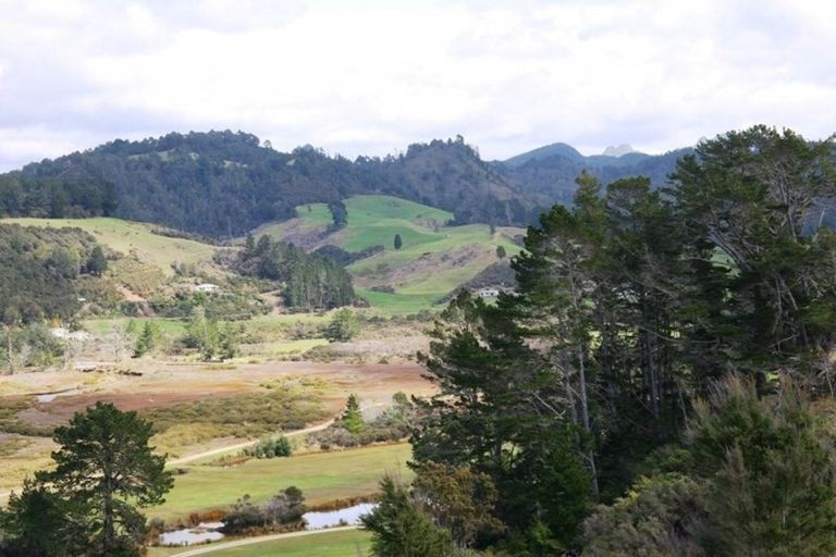 Photo of property in 4 Mason Rise, Tairua, 3508