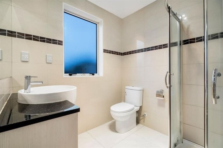 Photo of property in 1 Conti Drive, Flat Bush, Auckland, 2019