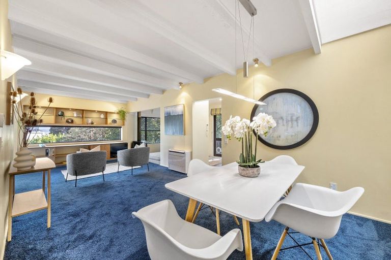 Photo of property in 17 Dillon Street, Lowry Bay, Lower Hutt, 5013