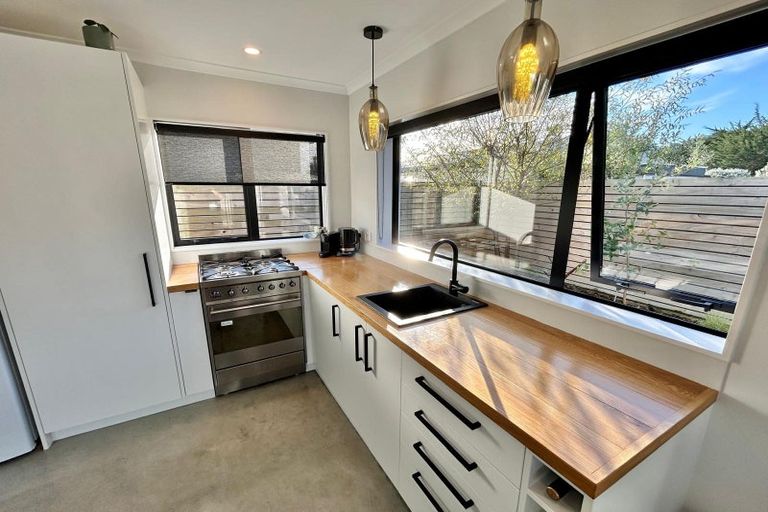 Photo of property in 2 Sandown Avenue, Himatangi Beach, Foxton, 4891