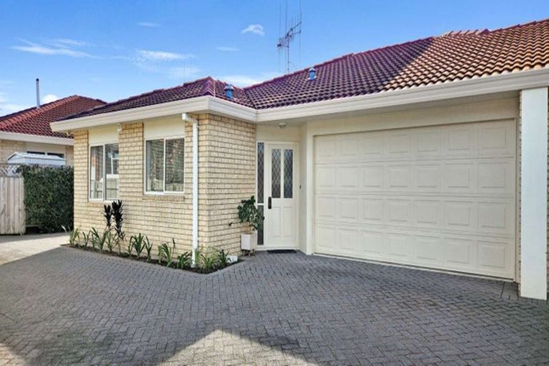 Photo of property in 7a Lilac Place, Otumoetai, Tauranga, 3110