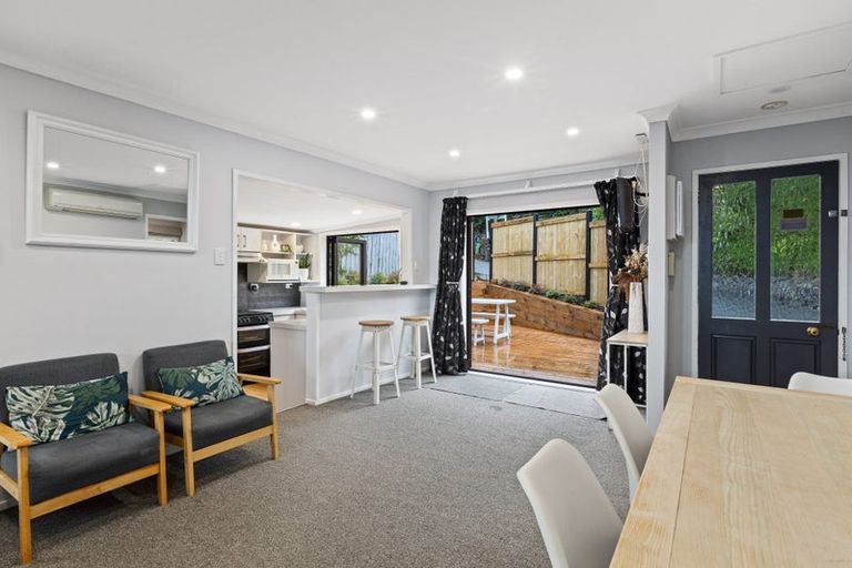 Photo of property in 504 Beach Road, Murrays Bay, Auckland, 0630