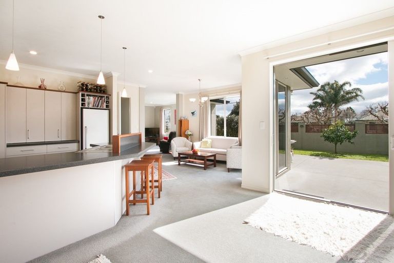 Photo of property in 2 Longmynd Drive, Katikati, 3129