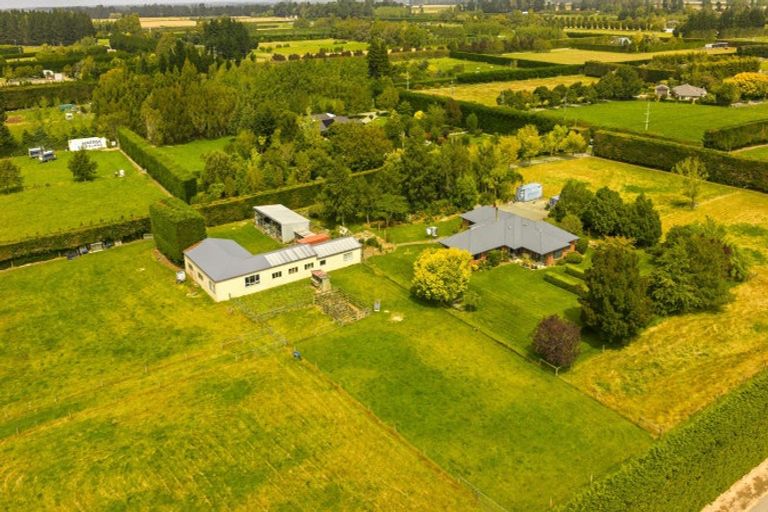 Photo of property in 1600 Clintons Road, Darfield, 7571