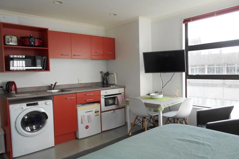 Photo of property in Aitken Street Apartments, 413/5 Aitken Street, Thorndon, Wellington, 6011