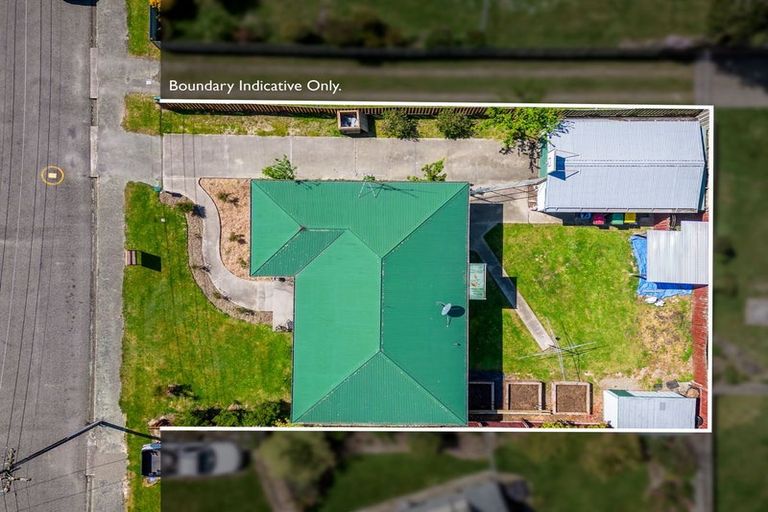 Photo of property in 21 Smith Street, Waimate, 7924