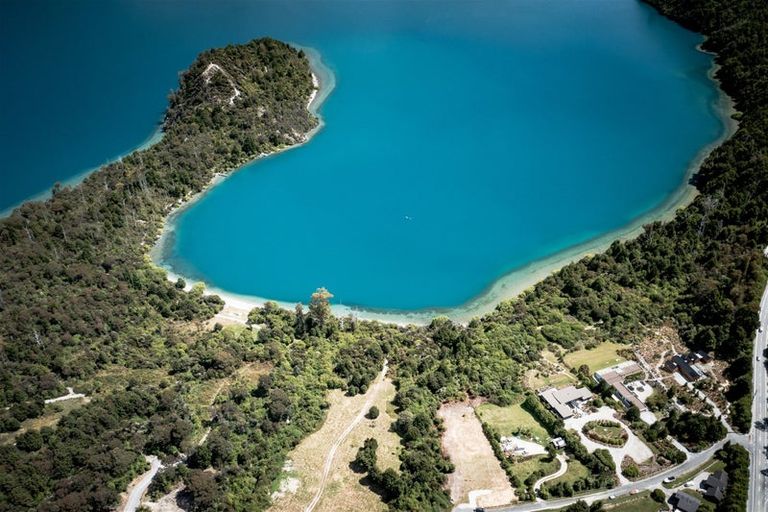 Photo of property in 8 Fishermans Lane, Mount Creighton, Queenstown, 9371