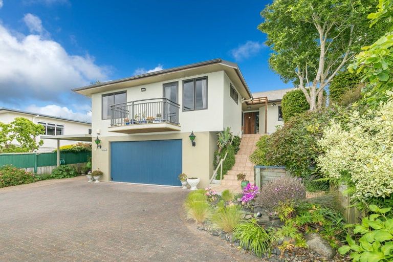 Photo of property in 24 Highgrove Drive, Grandview Heights, Hamilton, 3200