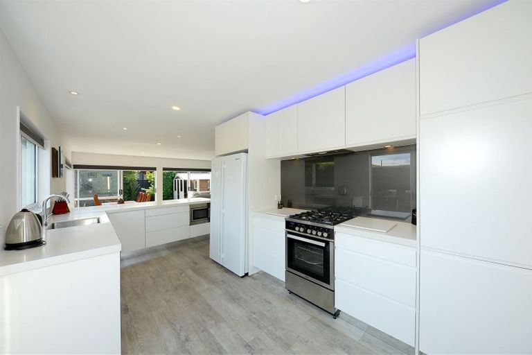 Photo of property in 30 Beauford Place, Parklands, Christchurch, 8083