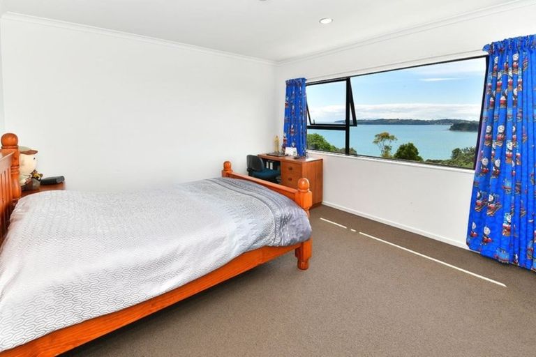 Photo of property in 142 Vipond Road, Stanmore Bay, Whangaparaoa, 0932