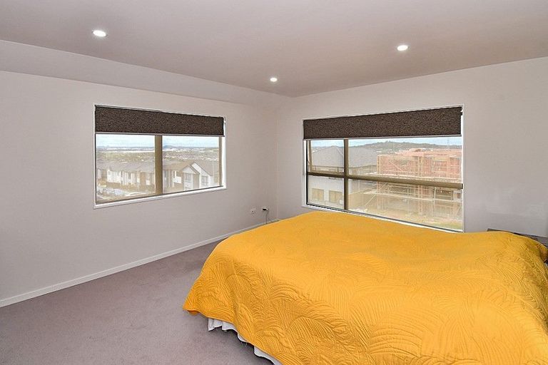 Photo of property in 1 Aklander Rise, Flat Bush, Auckland, 2019