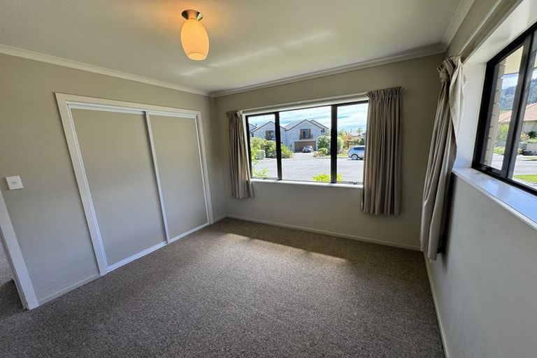 Photo of property in 7 Nautique Place, Waikawa, Picton, 7220