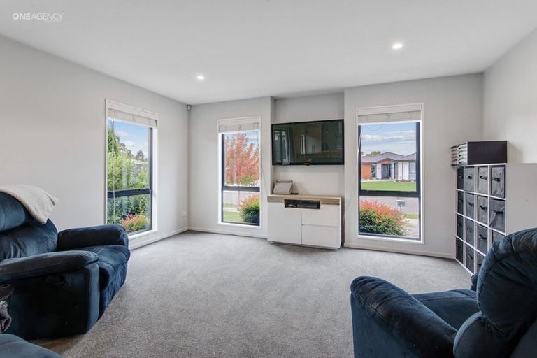 Photo of property in 83 Sutherland Drive, Kaiapoi, 7630