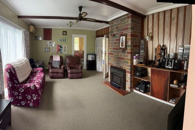 Photo of property in 6 Barberry Lane, Te Atatu Peninsula, Auckland, 0610